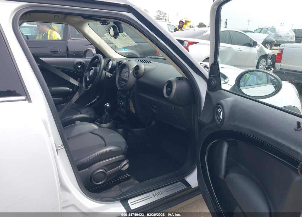2012 MINI COOPER COUNTRYMAN VIN: WMWZB3C57CWM29838