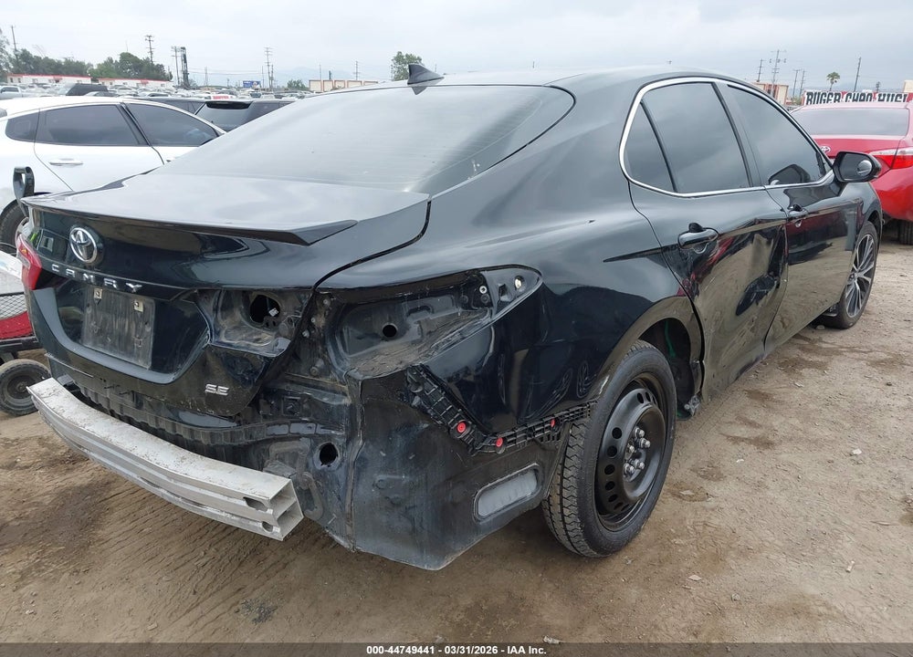 2020 TOYOTA CAMRY SE VIN: 4T1G11AK6LU344796
