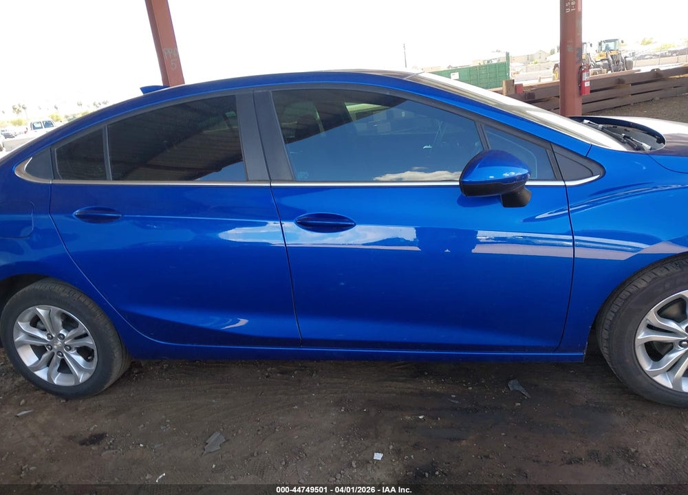2019 CHEVROLET CRUZE LT VIN: 1G1BE5SM3K7138027