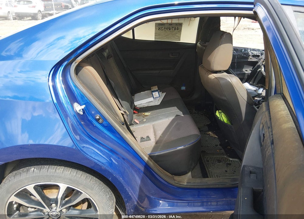 2018 TOYOTA COROLLA SE VIN: 2T1BURHE8JC038696