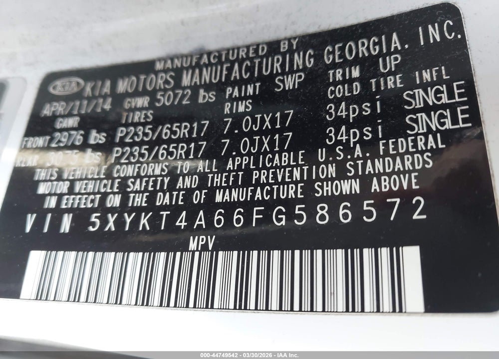 2015 KIA SORENTO LX VIN: 5XYKT4A66FG586572