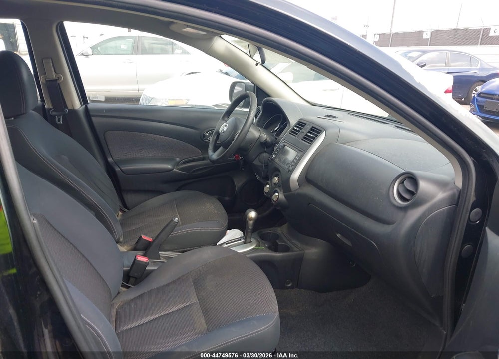 2014 NISSAN VERSA 1.6 SL VIN: 3N1CN7AP4EL823613