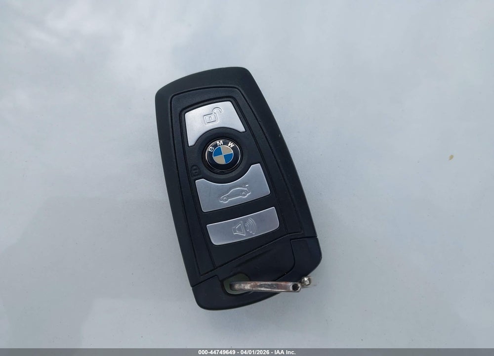 2012 BMW 528I XDRIVE VIN: WBAXH5C54CDW08092