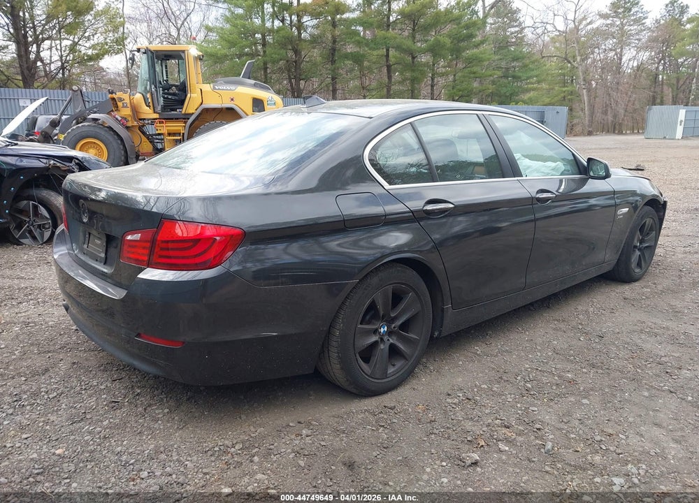 2012 BMW 528I XDRIVE VIN: WBAXH5C54CDW08092