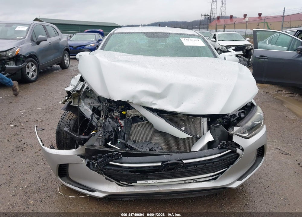 2017 HYUNDAI ELANTRA SE VIN: KMHD74LF1HU394869