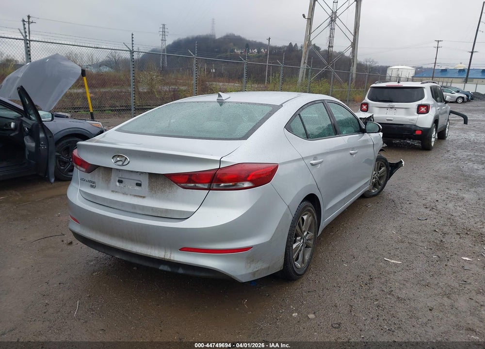 2017 HYUNDAI ELANTRA SE VIN: KMHD74LF1HU394869