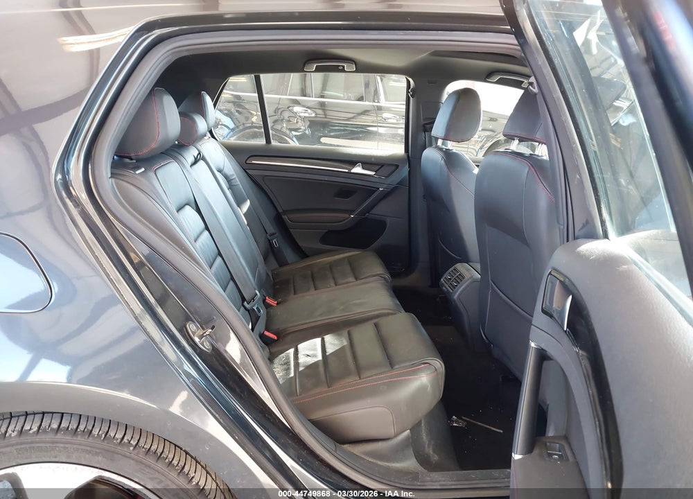 2015 VOLKSWAGEN GOLF GTI 2.0T AUTOBAHN 4-DOOR VIN: 3VW4T7AU3FM030793