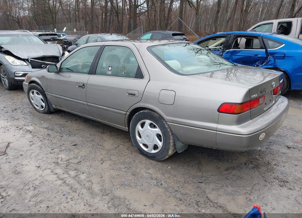 1998 TOYOTA CAMRY LE V6 VIN: 4T1BF22K5WU042517