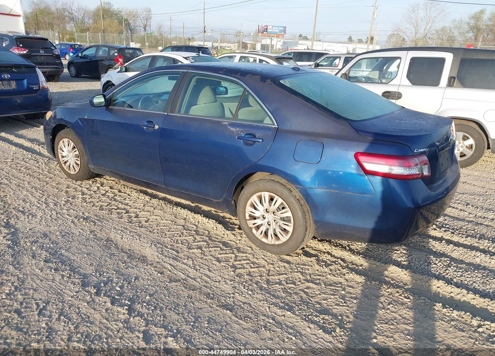 2011 TOYOTA CAMRY LE VIN: 4T1BF3EK5BU647858