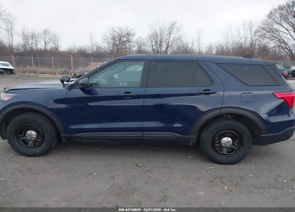 2021 FORD POLICE INTERCEPTOR UTILITY VIN: 1FM5K8AW6MNA17682