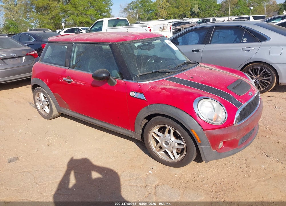 2009 MINI COOPER S VIN: WMWMF73589TW87964