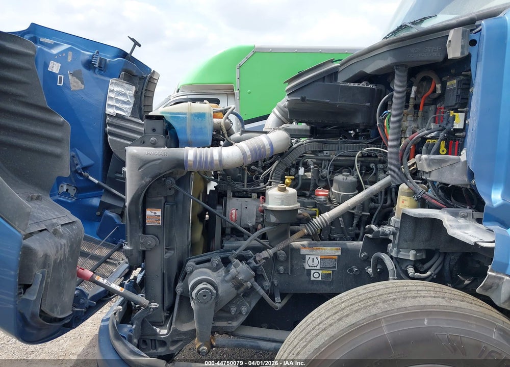 2020 PETERBILT 579 VIN: 1XPBDP9X7LD675376