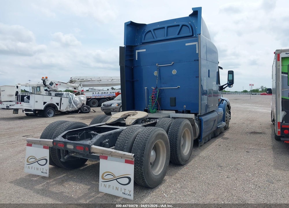 2020 PETERBILT 579 VIN: 1XPBDP9X7LD675376