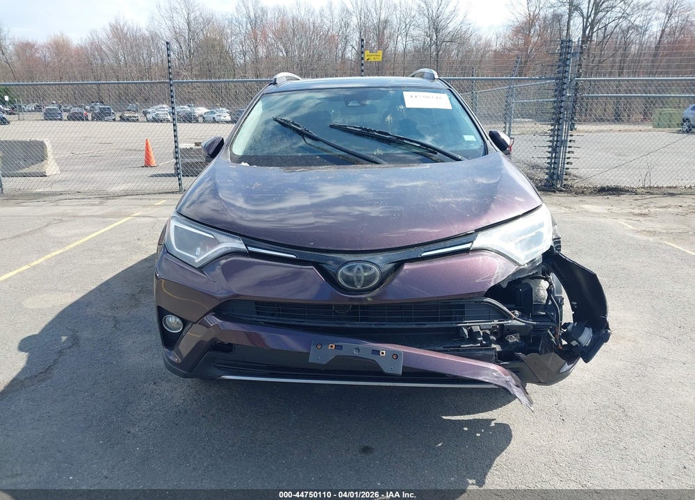 2018 TOYOTA RAV4 XLE VIN: 2T3WFREV5JW435174