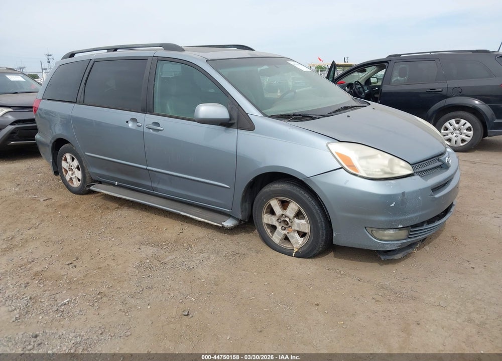 2004 TOYOTA SIENNA XLE VIN: 5TDZA22CX4S065075