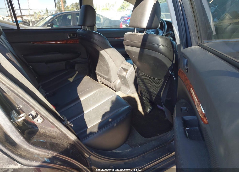 2011 SUBARU OUTBACK 2.5I LIMITED VIN: 4S4BRBJC4B3409201