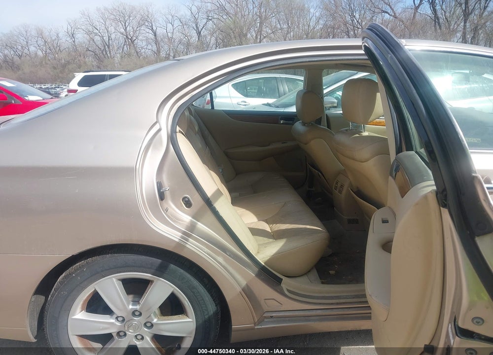 2005 LEXUS ES 330 VIN: JTHBA30G955139363