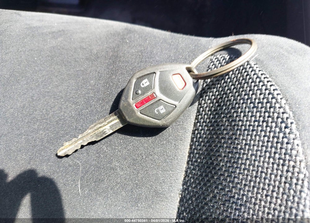 2007 MITSUBISHI OUTLANDER ES/LS VIN: JA4MS31X07Z002095