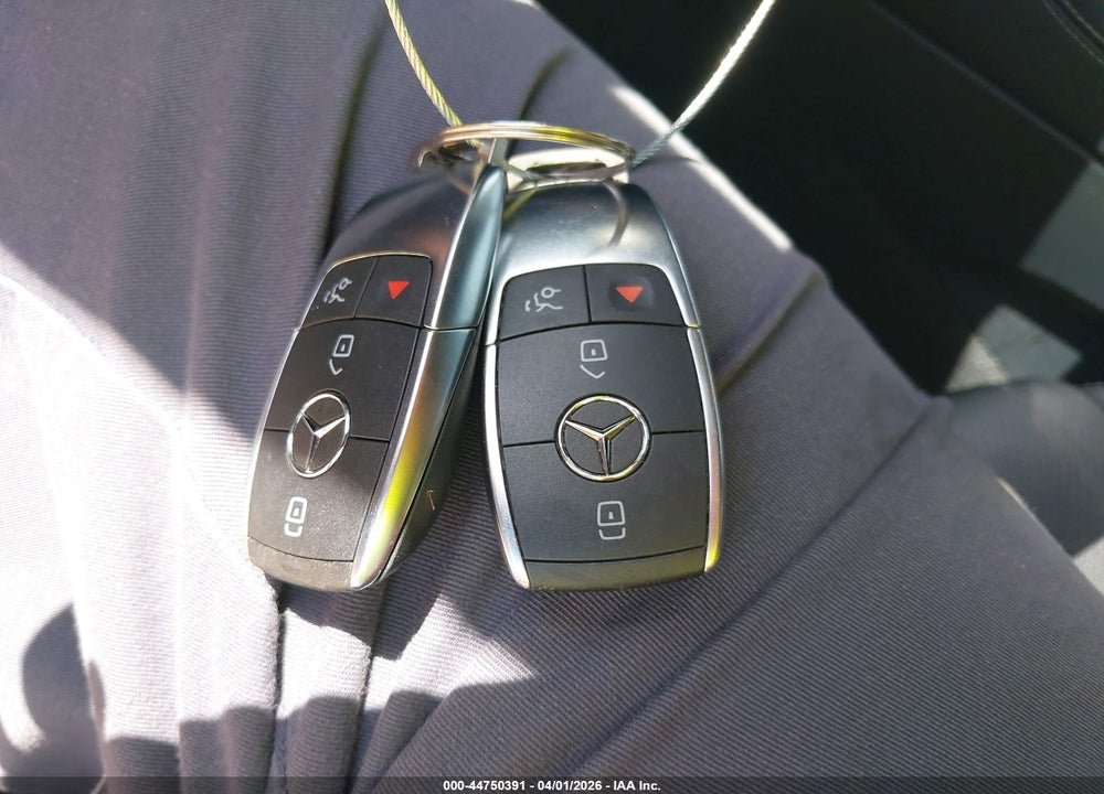2021 MERCEDES-BENZ GLC 300 SUV VIN: W1N0G8DBXMV271686