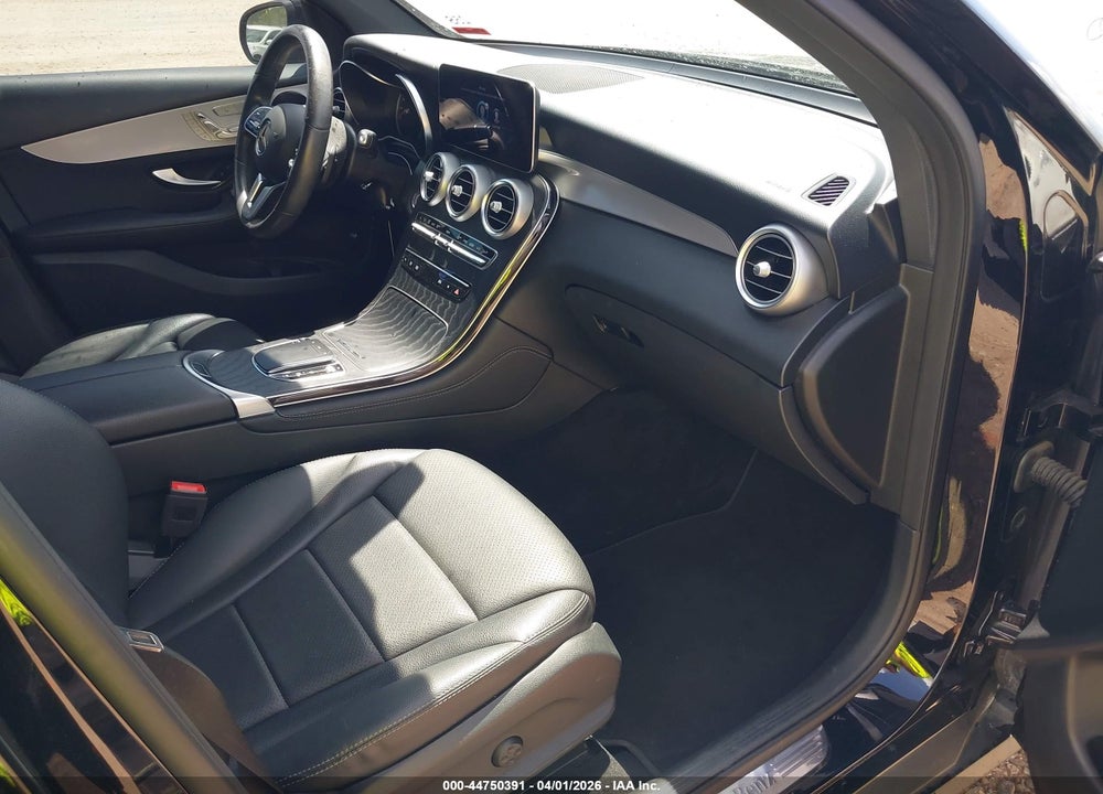 2021 MERCEDES-BENZ GLC 300 SUV VIN: W1N0G8DBXMV271686