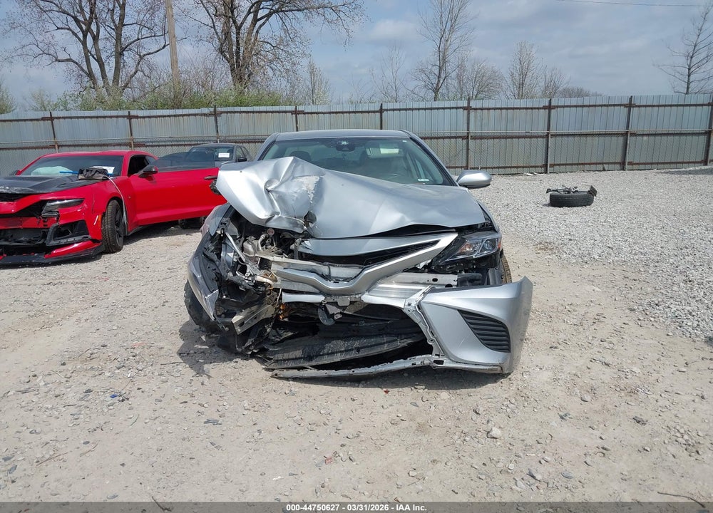 2019 TOYOTA CAMRY SE VIN: 4T1B11HK5KU829557