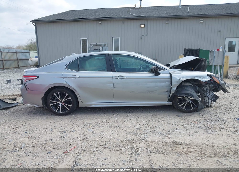 2019 TOYOTA CAMRY SE VIN: 4T1B11HK5KU829557