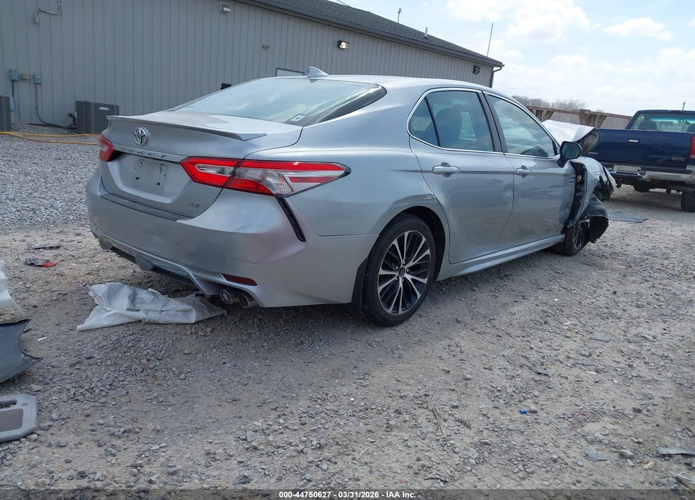 2019 TOYOTA CAMRY SE VIN: 4T1B11HK5KU829557