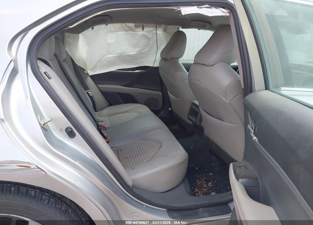 2019 TOYOTA CAMRY SE VIN: 4T1B11HK5KU829557
