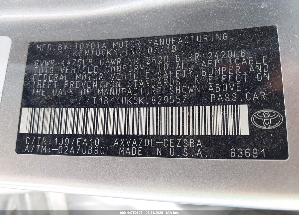 2019 TOYOTA CAMRY SE VIN: 4T1B11HK5KU829557