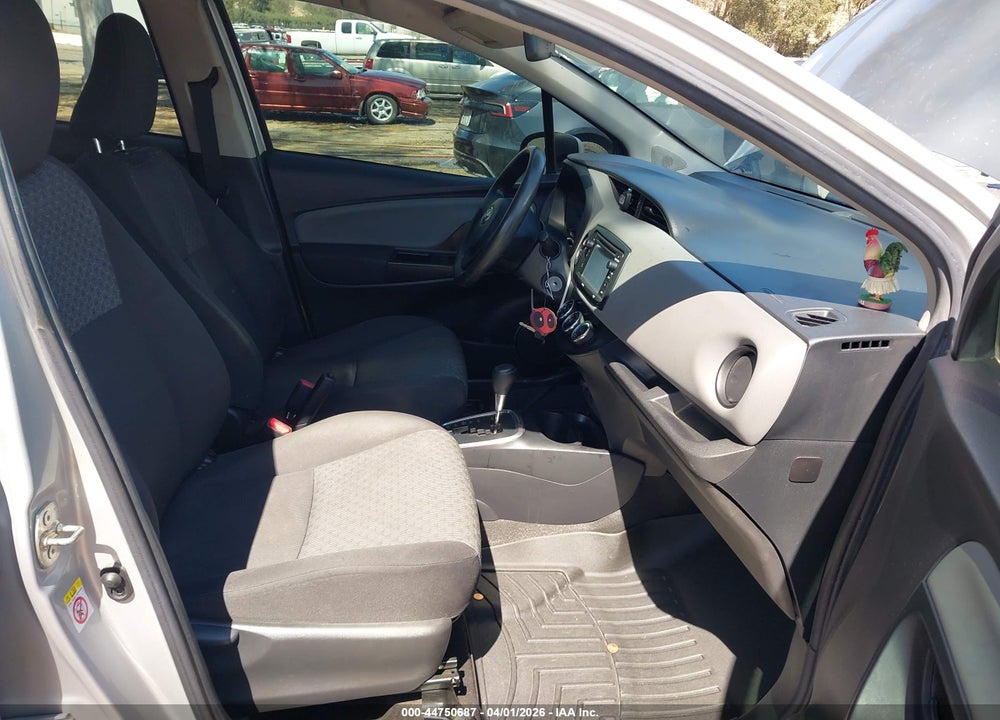 2015 TOYOTA YARIS L VIN: VNKKTUD3XFA043086
