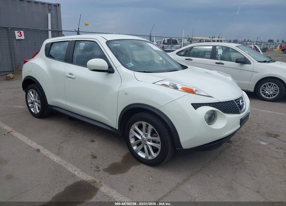 2011 NISSAN JUKE S VIN: JN8AF5MR2BT022192