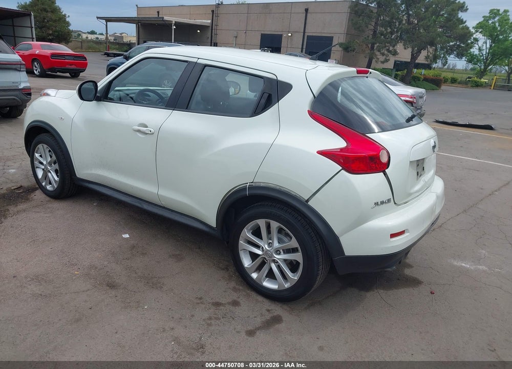 2011 NISSAN JUKE S VIN: JN8AF5MR2BT022192