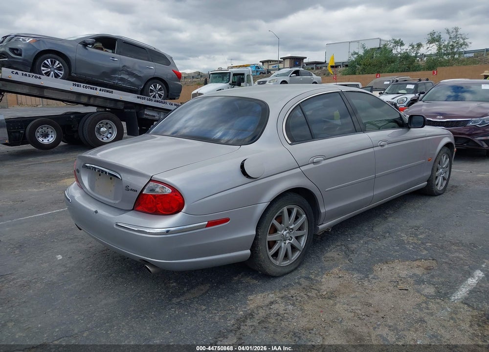 2000 JAGUAR S-TYPE 4.0L V8 VIN: SAJDA01D6YGL56084