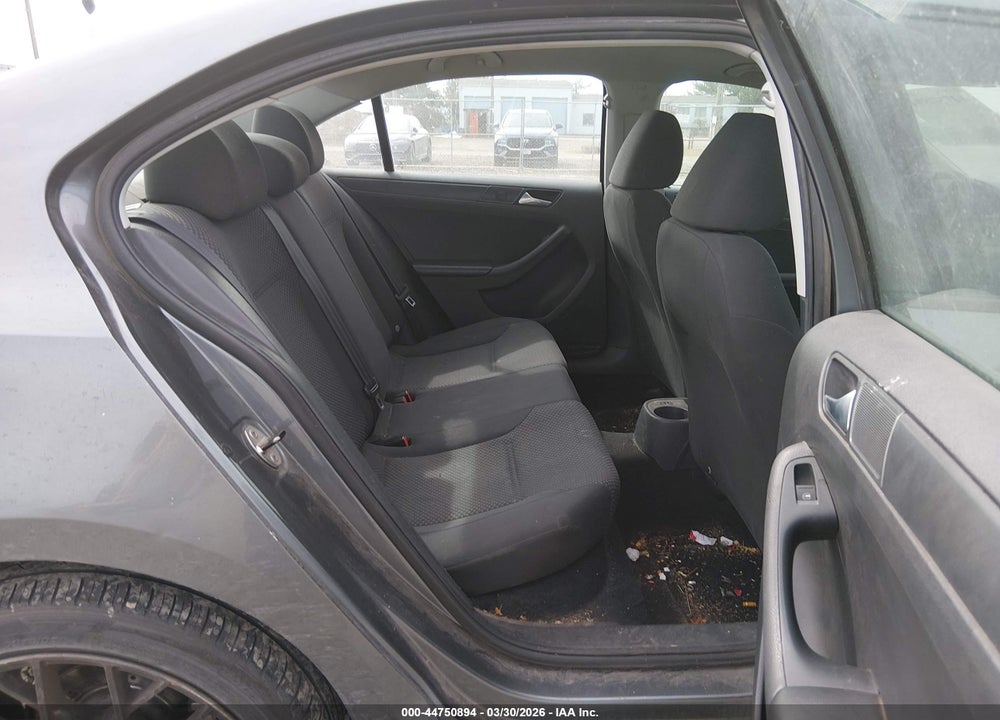 2013 VOLKSWAGEN JETTA 2.0L S VIN: 3VW1K7AJ4DM250579