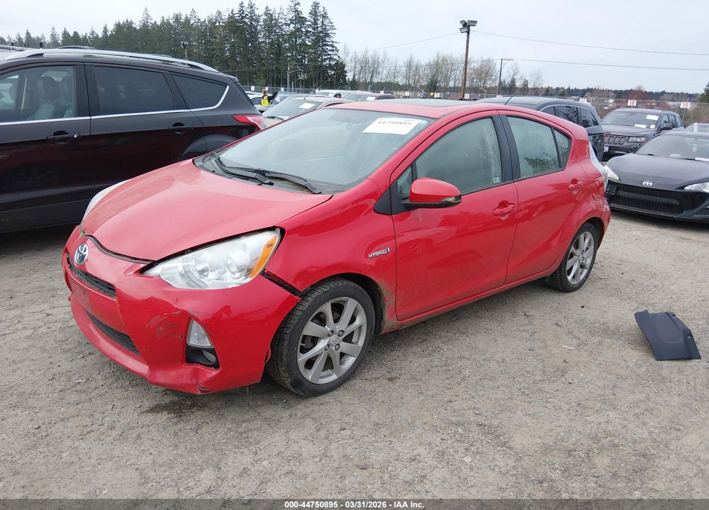 2013 TOYOTA PRIUS C FOUR VIN: JTDKDTB34D1033024