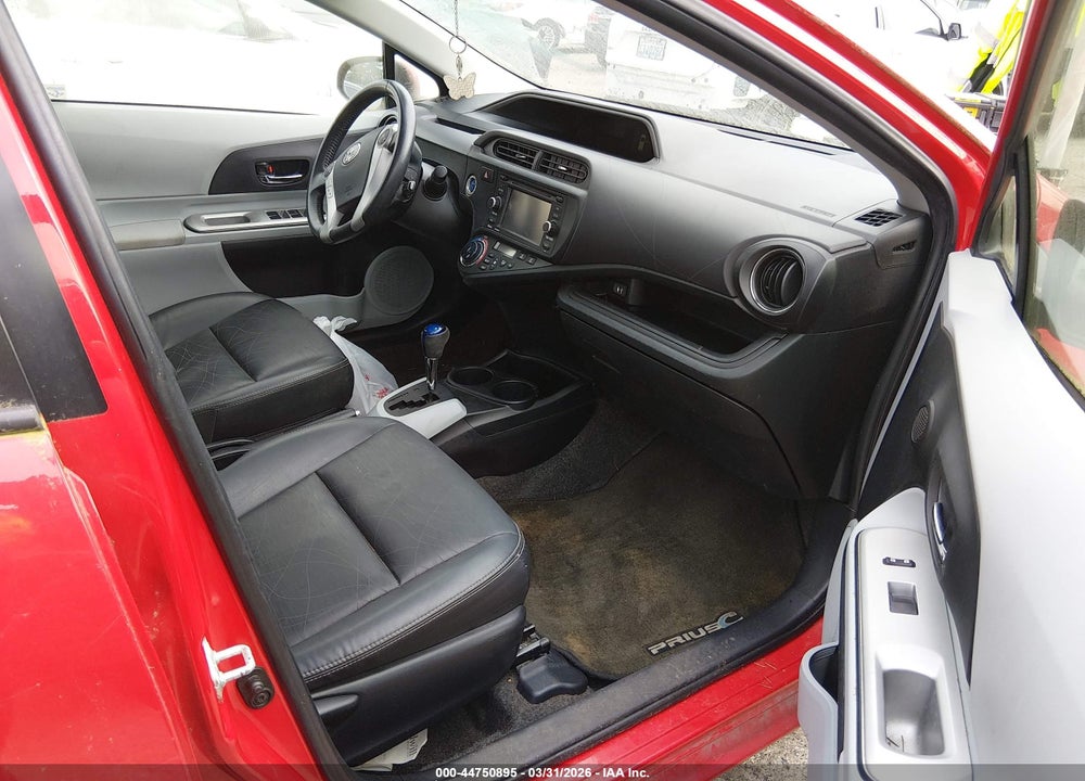 2013 TOYOTA PRIUS C FOUR VIN: JTDKDTB34D1033024