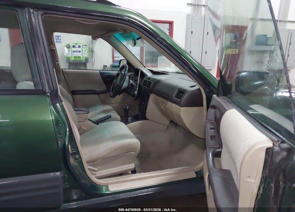 2002 SUBARU FORESTER L VIN: JF1SF63552H757861