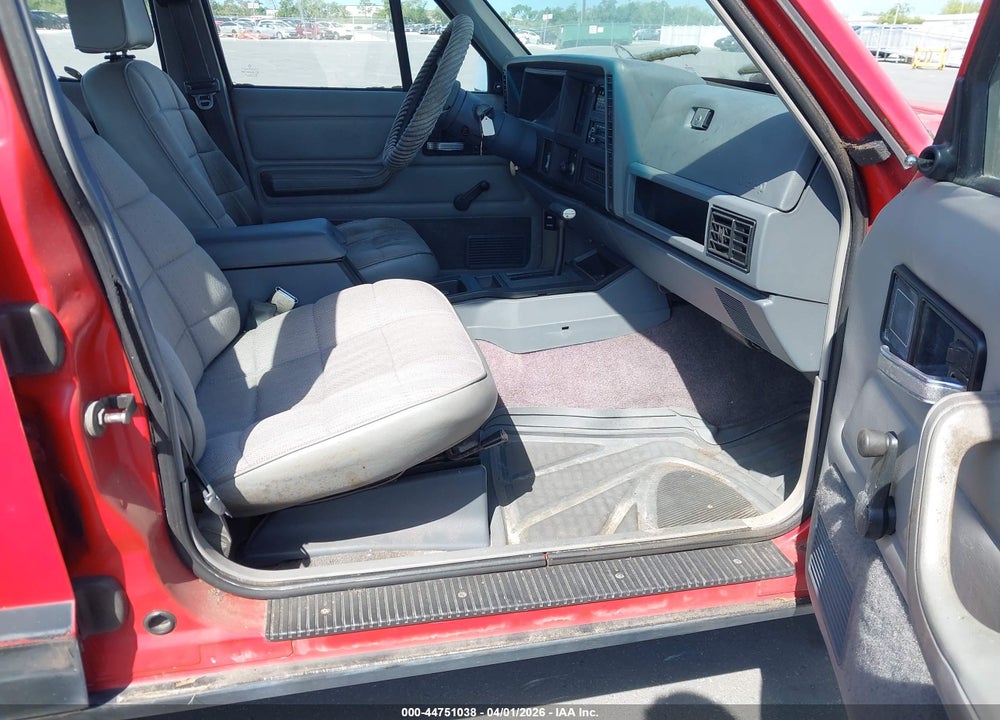 1994 JEEP CHEROKEE SPORT VIN: 1J4FT68S1RL175261