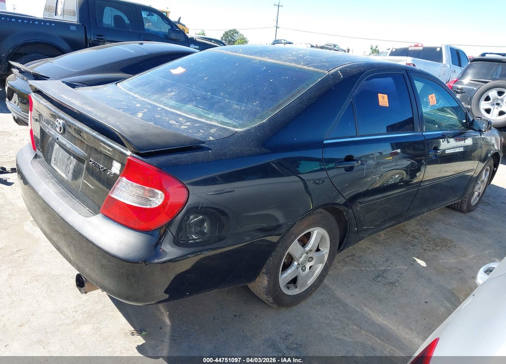 2002 TOYOTA CAMRY SE VIN: JTDBE32K820057396