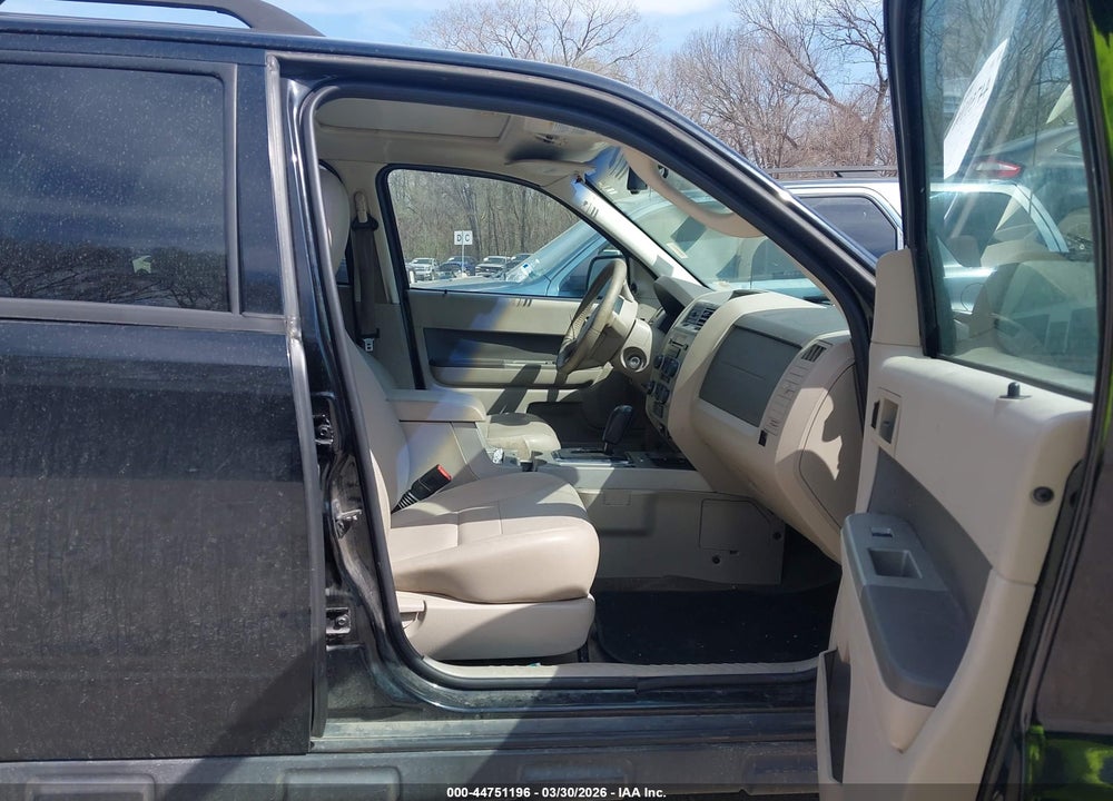 2009 FORD ESCAPE XLT VIN: 1FMCU03749KA15026