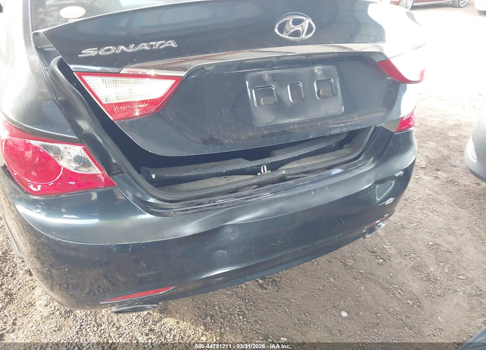 2013 HYUNDAI SONATA SE VIN: 5NPEC4AC0DH711655