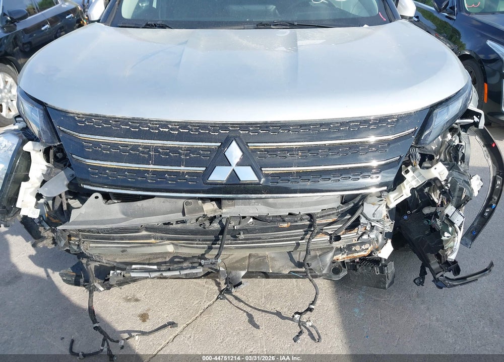 2024 MITSUBISHI OUTLANDER SE 2.5 2WD/SE BLACK EDITION S-AWC/SE BLACK EDITION W/PANO ROOF S-AWC VIN: JA4J3VA85RZ026447