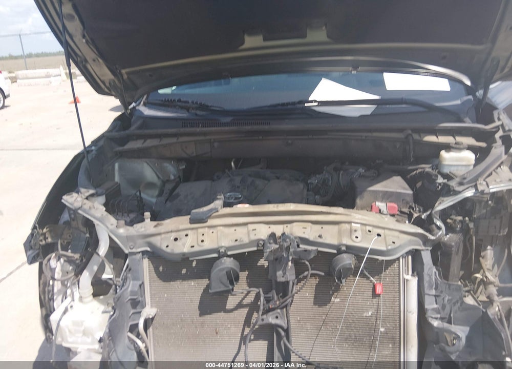 2019 TOYOTA HIGHLANDER XLE VIN: 5TDKZRFHXKS351918