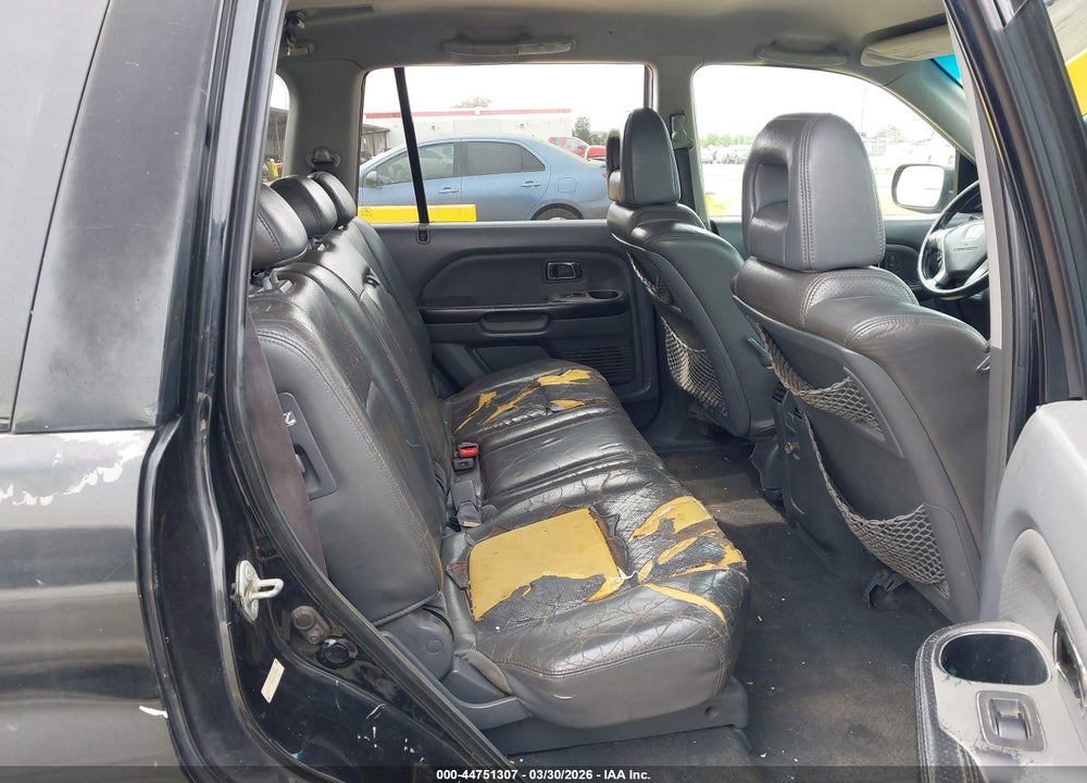 2004 HONDA PILOT EX-L VIN: 2HKYF18544H620561