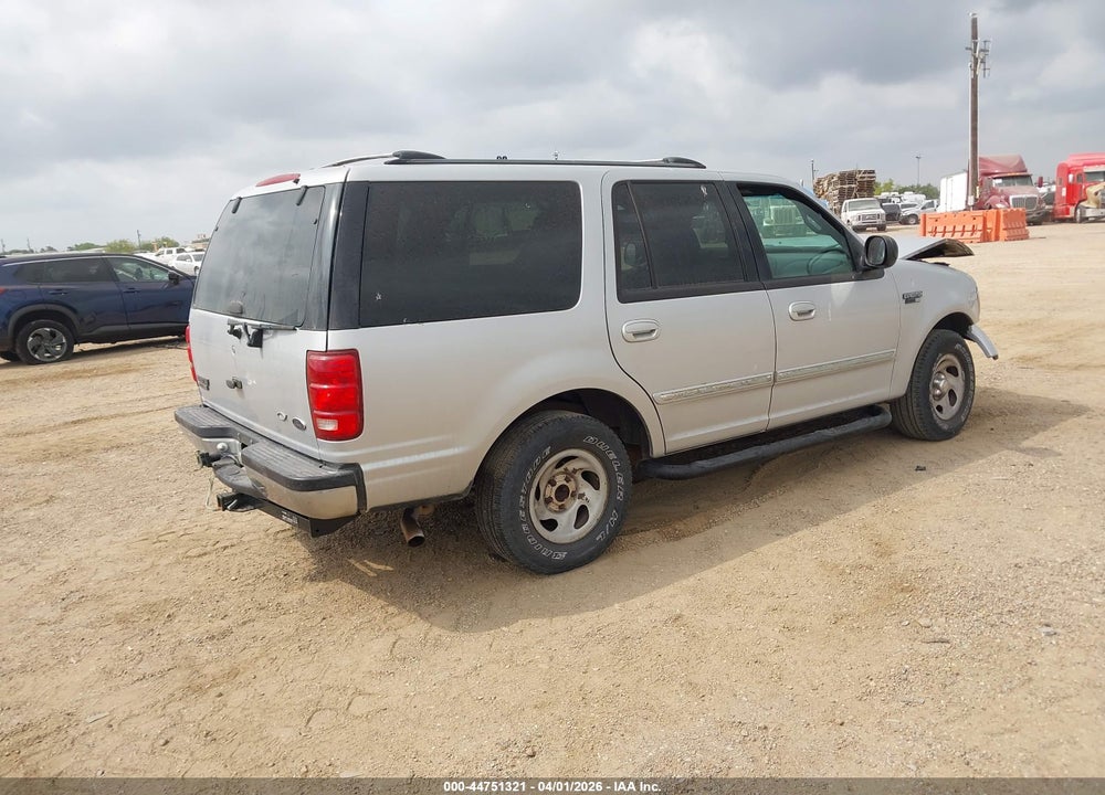 2001 FORD EXPEDITION XLT VIN: 1FMRU15W01LA51251
