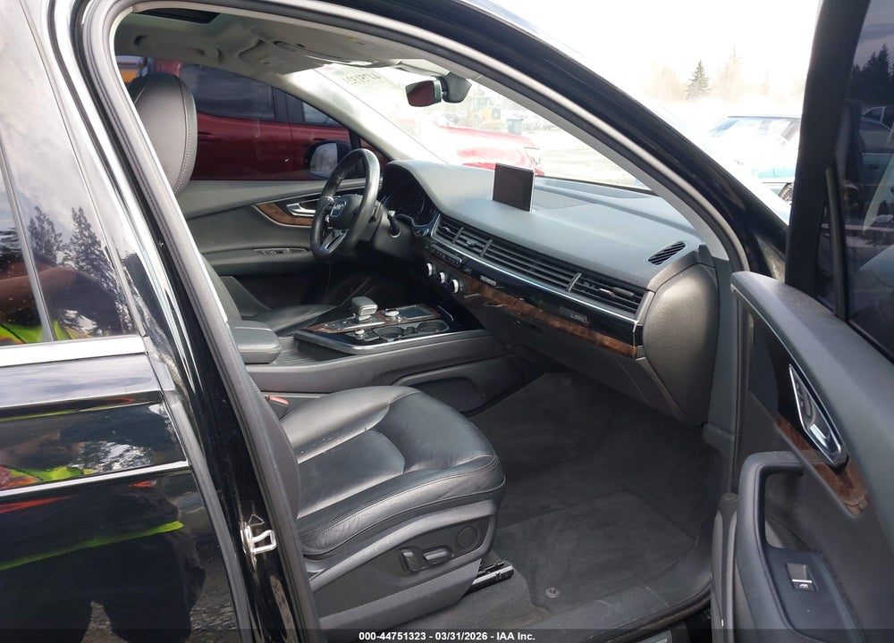 2018 AUDI Q7 3.0T PREMIUM VIN: WA1LAAF70JD021259