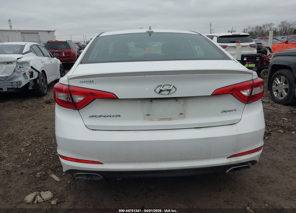 2015 HYUNDAI SONATA SPORT VIN: 5NPE34AF5FH248411