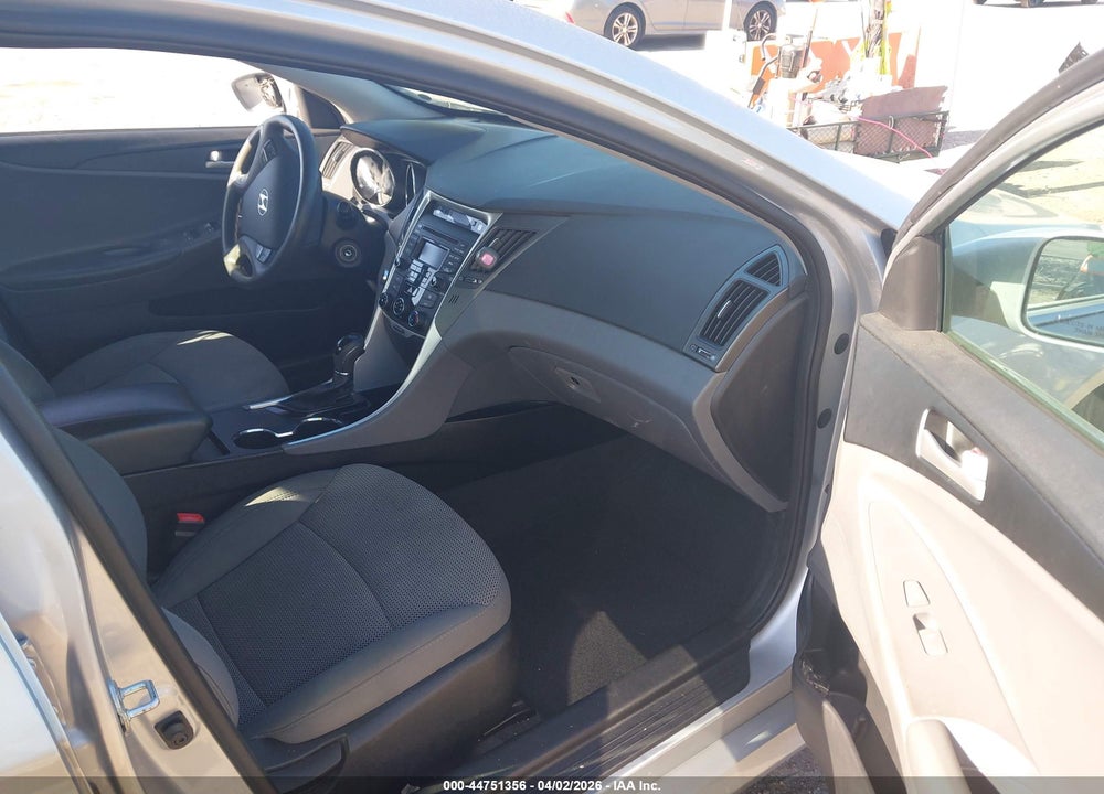 2014 HYUNDAI SONATA GLS VIN: 5NPEB4ACXEH902875
