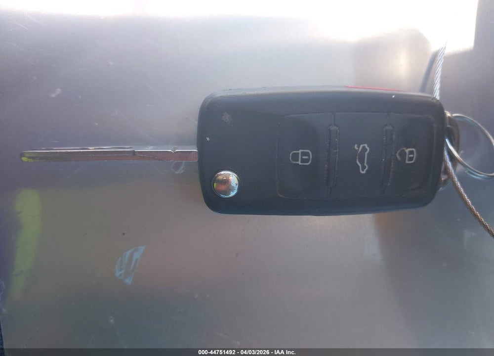 2014 VOLKSWAGEN JETTA 1.8T SE VIN: 3VWD07AJ4EM229574