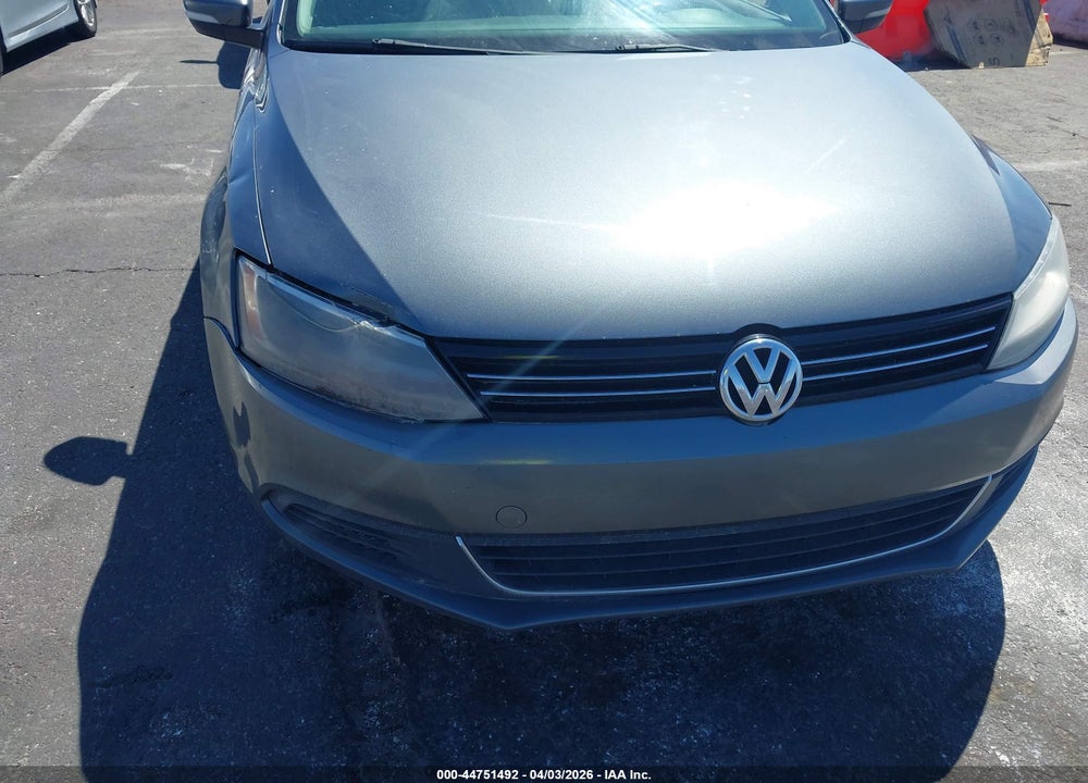 2014 VOLKSWAGEN JETTA 1.8T SE VIN: 3VWD07AJ4EM229574